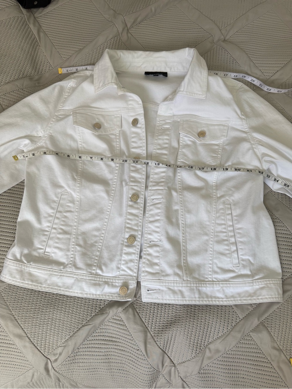 Talbots White Denim Jacket Women’s Size M Stretch Classic Trucker Jean Jacket - Picture 7 of 10